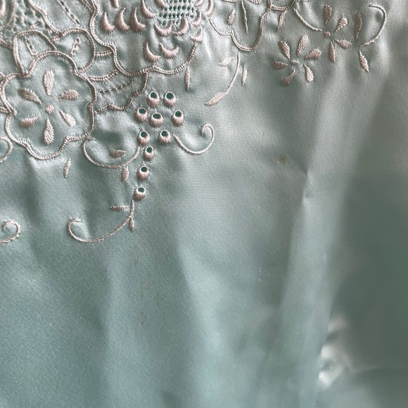 Vintage Hand Embroidered Silk Blouse - Picture 3 of 5